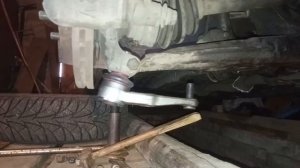 Замена шаровой mazda 323 ВА/Заміна шарової опори на mazda 323 ВА