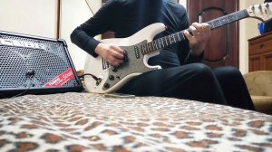 В. Цой " Перемен " соло и переложение голоса на гитаре (кавер под бас и барабаны)