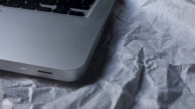 MacBook Pro 13.3 June 2012 Sale смотреть онлайн