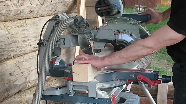 Bosch GCM 12 GDL. Работа пылеудаления.