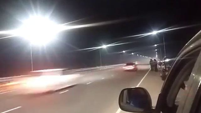 Amg e55 vs Toyota Chaser смотреть онлайн