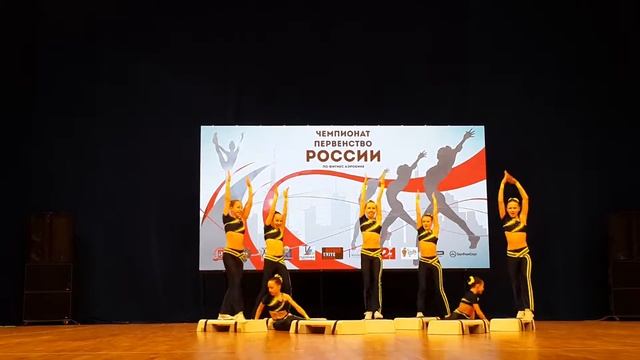 Команда Волжаночка(Самара) 2 место в Первенстве России по фитнес аэробике кадеты смотреть онлайн
