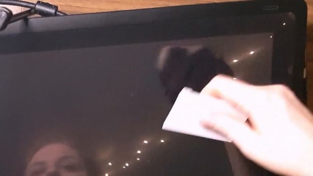 Нужна ли защита экрана для графического планшета? Плюсы и минусы. Мой опыт. смотреть онлайн