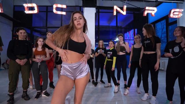 RITMO (BAD BOYAS FOR LIFE) // The Black Eyed Peas & J Balvin // ЯНА КОПЫЛОВА // Twerk смотреть онлайн