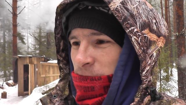 КАКОЙТОВИРУС тут не страшен! Топим ПЕЧЬ В ЗЕМЛЯНКЕ. Ливень поливает. смотреть онлайн