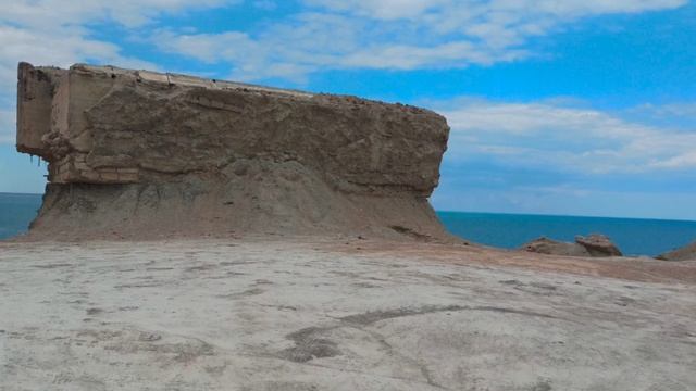 От Святой долины до мыса Ильи. Впечатляющие сооружения на берегу моря!