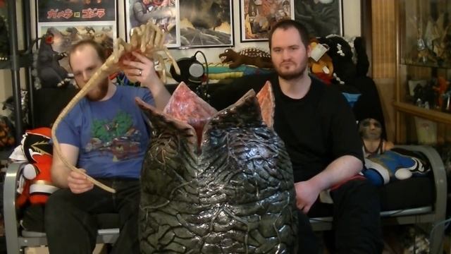 NECA ALIEN EGG AND FACEHUGGER - LIFESIZE 1/1 XENOMORPH REPLICA PROP UNBOXING AND REVIEW смотреть онлайн