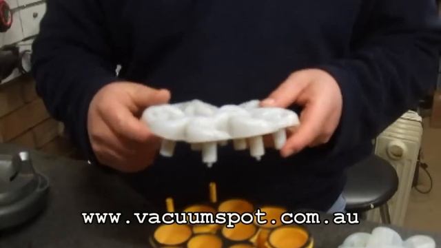 How to pull apart and clean a Dyson DC08 radix assembly смотреть онлайн