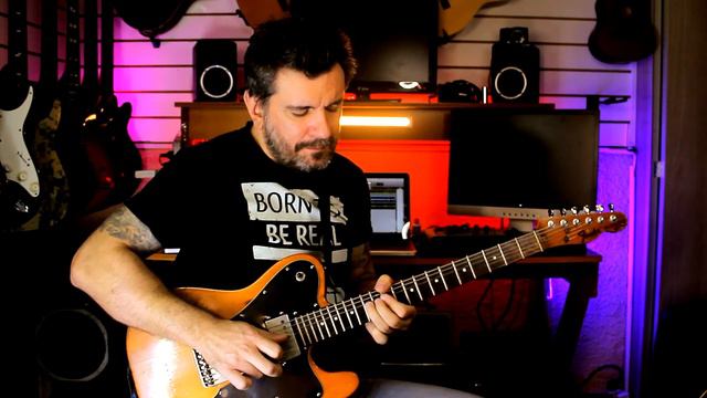 Sultans of Swing - Gibson Les Paul Classic X Fender Telecaster Custom 1972 (Qual Você Prefere) смотреть онлайн