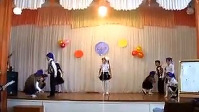 танец гномики смотреть онлайн