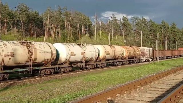 ВЛ80к-124 з вантажним потягом смотреть онлайн