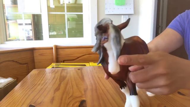 Breyer SBH Phoenix Clydesdale Stallion смотреть онлайн