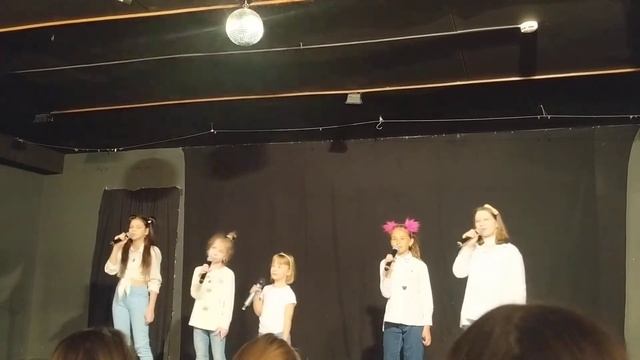 Цветные сны Бэмби смотреть онлайн