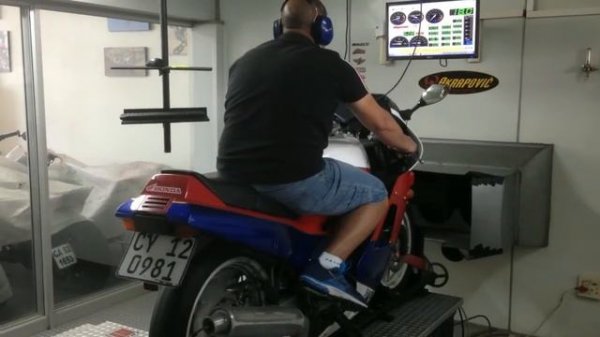 Honda VFR400R NC21 Dyno Run