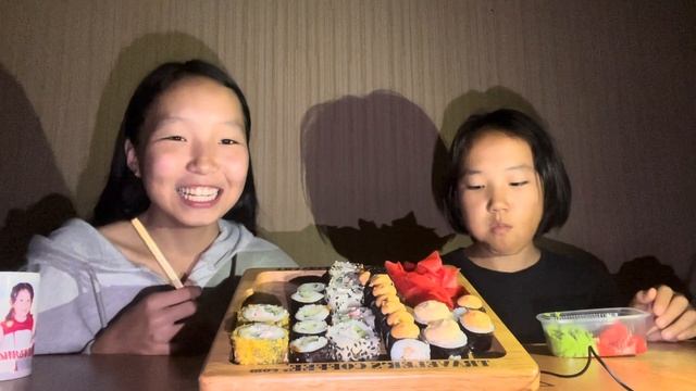 вернулааась! мукбанг с братом аюая стресс