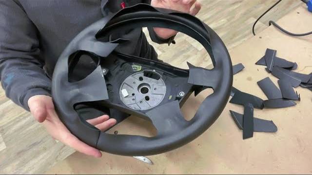 Перетяжка руля BMW E39, часть 2 смотреть онлайн