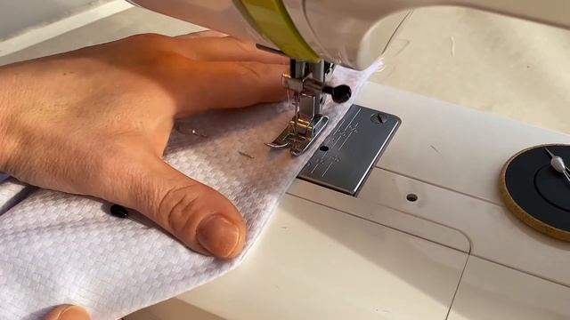How To Sew Your Own Bedsheet Without Elastic - Fitted Sheet For Any Mattress / DIY Bed Sheet