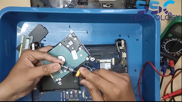 How To SAMSUNG N100 , N150 HardDrive , RAM , Keyboard Replacemant