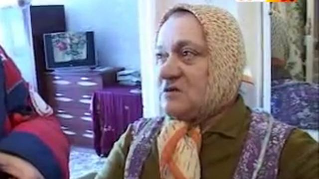 Продуктовые наборы собрали волонтеры Красного полумесяца для одиноких пенсионеров и других социальн смотреть онлайн