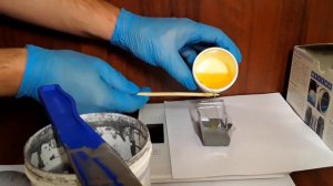 Как выглядит WEICON C. Жидкий металлополимер для заливки.