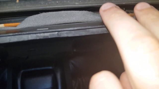 Как снять крышку люка, BMW e34 смотреть онлайн