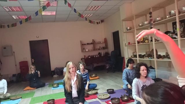 ОМ. Тибетские поющие чаши. Занятие смотреть онлайн