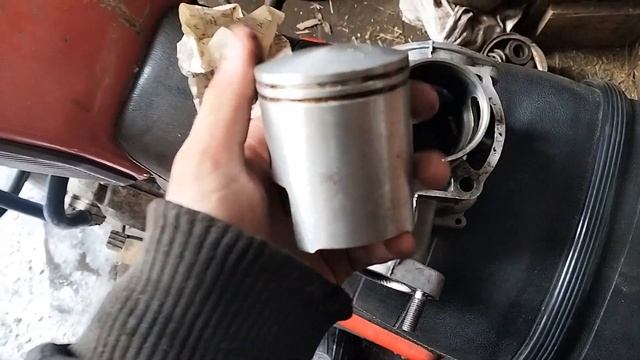 НОВЫЕ ПОРШНИ ВОДЯНКИ!!! Очередная покупка запчастей! смотреть онлайн