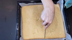 Пирожное Школьное легко приготовим дома. Пирожное Березка с повидлом и глазурью как в магазине