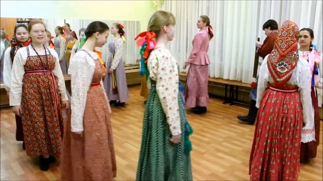 Российская Федерация, Пермский край, село Лобаново, Образцовый фольклорный ансамбль "Забава" смотреть онлайн