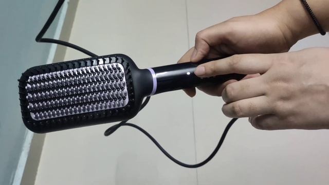 What I Use To Style My Hair? | Baalon Ke Liye Main Use Karti Hu Yeh Wala Straightener Aur Dryer? смотреть онлайн