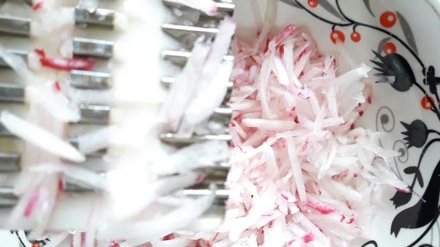 გემრიელი სალათა ქათმის ფილეთი / Вкусный салат с куриной грудкой смотреть онлайн