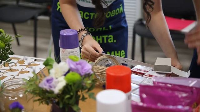 Хакни Лайф. Интересные идеи создания вазы для цветов своими руками. смотреть онлайн