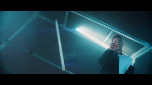 Sfera Ebbasta - Bang Bang (Prod. Charlie Charles, Chris Nolan)
