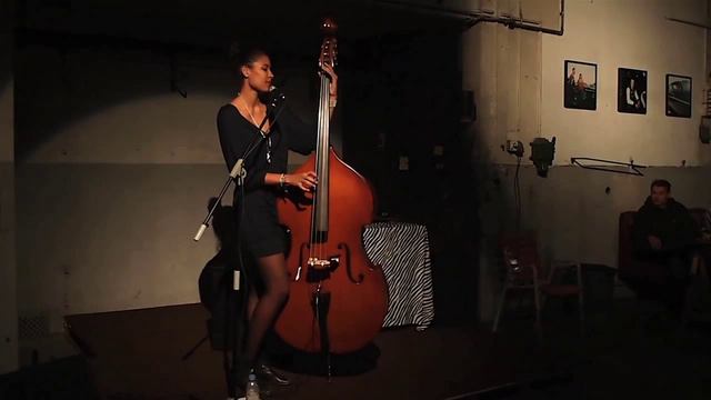Why Don't You Do Right - Beatrice Verzier (Amy Irving cover) смотреть онлайн