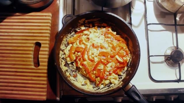 Фриттата - Mr. Gudlooking is cooking смотреть онлайн