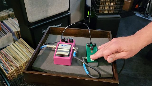 Best Ever delay guitar pedal $20, review and play Kmise/Ibanez AD9 смотреть онлайн