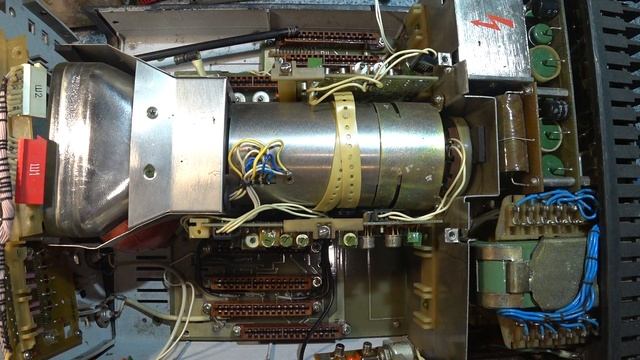 С9-7 осциллограф, обзор, мелкий ремонт. смотреть онлайн