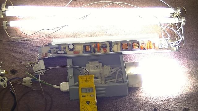 Electronic V Magnetic Ballast