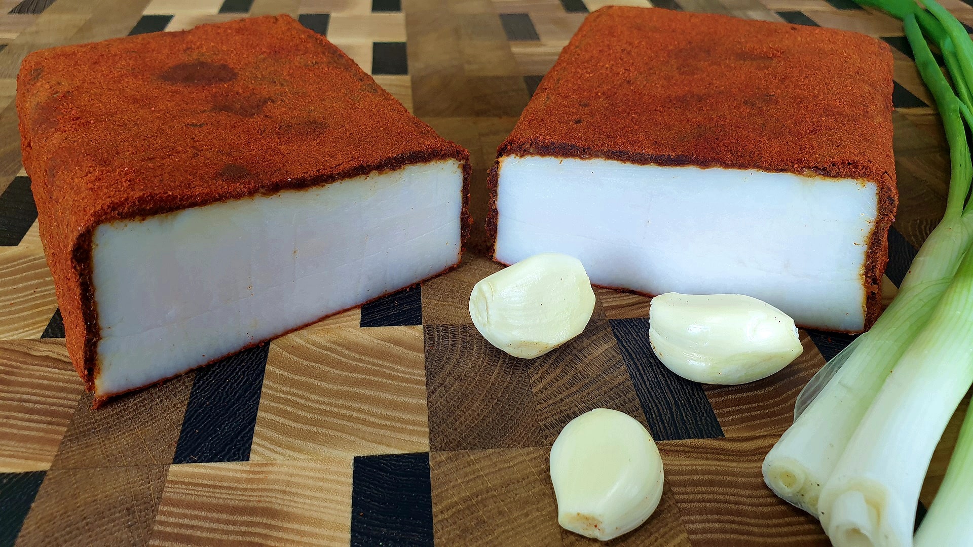 Обалденный ШПИК ПО-ВЕНГЕРСКИ - домашнее сало вкусный рецепт с чесноком. Рецепт сала. смотреть онлайн