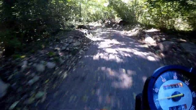 Yamaha Tricker XG250 Valcuvia@Italy ... follow the white rabbit ... superduper смотреть онлайн