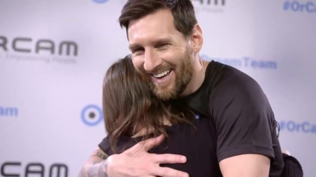 Emotional NEW video of Messi helping out blind children with artificial vision смотреть онлайн