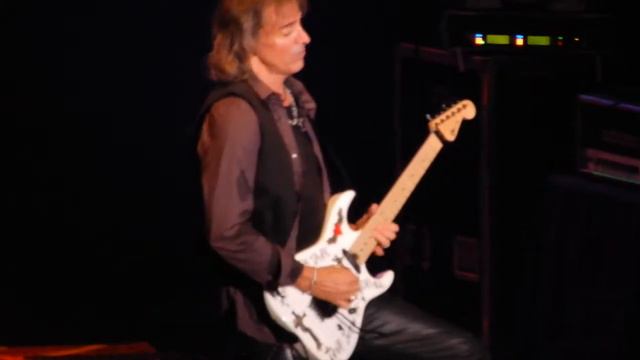 RATT - Body Talk @ The Paramount, Long Island, NY 4/26/17
