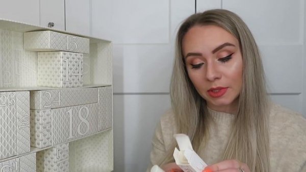 SPACE NK BEAUTY ADVENT CALENDAR 2021 UNBOXING - FULL REVEAL! 30 PRODUCTS - COST £199, WORTH £700+!!
