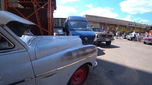 Выставка винтажных авто в Минске 10.07.21 смотреть онлайн