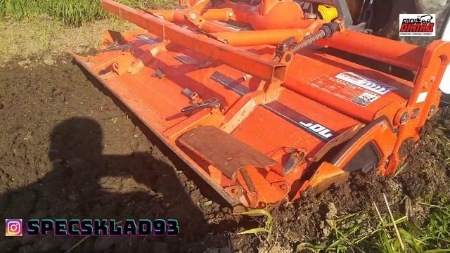 Минитрактор KUBOTA GL241 с кабиной.Фреза смотреть онлайн