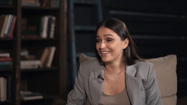 ЮЛИЯ ЗИВЕРТ: О ЕНОТЕ И РУСАЛКАХ И КОЛЛАБОРАЦИИ С EMINEM | МАША СПРОСИТ | ВОСЬМОЙ ВЫПУСК | 1 СЕЗОН смотреть онлайн