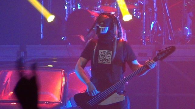 Пневмослон - Я на работу не пойду @ VK Stadium Москва 15.04.2023 смотреть онлайн