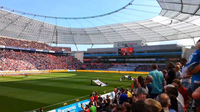 2016-09-10 - BayArena - Bayer Leverkusen-Hamburger SV - Chant смотреть онлайн