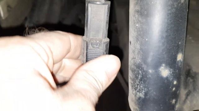 Renault Premium DXI,  как отрегулировать подушки кабины.