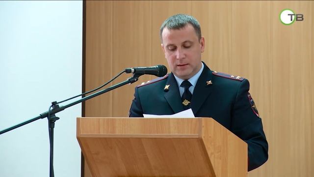 Полицейские отчитались о проделанной работе за 2014 год. смотреть онлайн